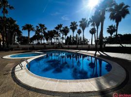 Acogedor SierraMar 1era Línea, hotel que acepta mascotas en Oropesa del Mar