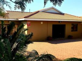 Rietvlei Guesthouse Main House, pet-friendly hotel in Margate