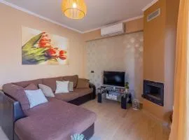 Comfy 2-room sea view apt in Zakynthos town.
