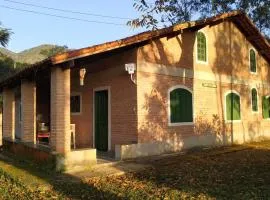 Casa do Cedro - Sítio Cascatinha