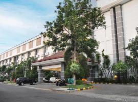 Lorin Dwangsa Solo Hotel, hotel Adisumarmo repülőtér - SOC környékén Szurakartában