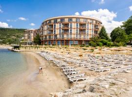 Royal Bay Resort - All Inclusive and Free beach accsess, hotel i Balchik