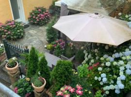 Ferienhaus, Rustico Auf Burg, hotel din apropiere 
 de Skilift Cimetta, Locarno