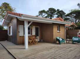 La Cabane de l'Estran au bord de mer, villa à Lanton