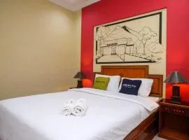 Urbanview Hotel Syariah Wisnugraha by RedDoorz