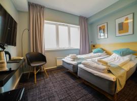 Sitla Hotel & Apartments, hotel com estacionamento em &Oslash;vre &Aring;rdal