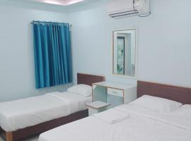 KN residency, near Trichy Airport, отель типа «постель и завтрак» в городе Тируччираппалли