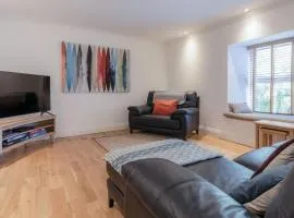 Flat 2 - 2 Bedroom Apartment - Tenby