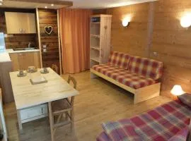 Studio Rénové 4 Pers, Proche Pistes, Balcon, Animaux Acceptés - FR-1-502-478