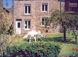 Gite de launet, hôtel à Hargnies