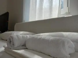 RIVIJERA LAKES Ada Studio