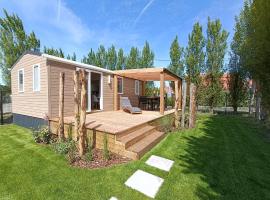 Beachside Vakantiepark, glamping site sa Blankenberge