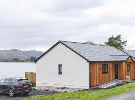 Shoreland Lodges - Holly Lodge, leilighet i Fort Augustus