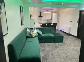 Feathers Suite