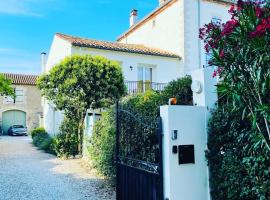 Les Ecuries - 3 bedroom Gîte with plunge pool near Narbonne & the Canal du Midi, holiday home in Saint-Nazaire-dʼAude