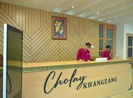 Cholay Khangzang