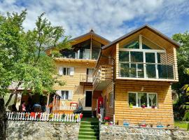 Guesthouse Marashi, готель у місті Теті