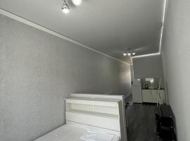 New Kamenka Apartments, hotel with parking in Almaty