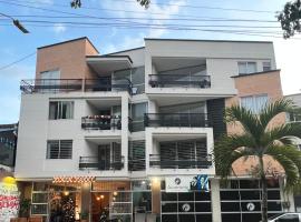 Moderno Penthouse cartago centro vista al rio, hotel v destinaci Cartago