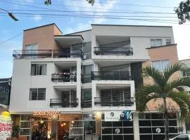 Moderno Penthouse cartago centro vista al rio