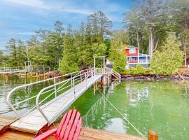 Rockhaven Bay Bliss, hotel with parking in East Harpswell