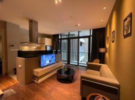Iconic Stay @ Riverson Soho, Entire apartment, hotel sa hidromasažnim kadama u gradu Kota Kinabalu
