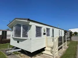 Golden Palm Resort - Carnival - Coastal Caravan Breaks