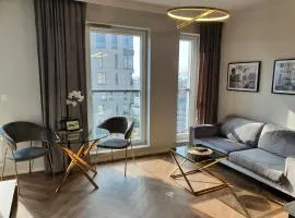 SOKOLSKA 30 TOWERS apartments - NEW- LUX- PARKING- SAUNA- GYM- and GOOD VIEW