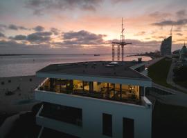 Bheaven I Marina Premium Apartment, hotel na praia em Bremerhaven