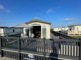 Millfields Holiday Park - Diamond Deluxe - Coastal Caravan Breaks