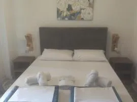 PELEKAN rooms and apartments ΑΤΗΙΝΑ 21