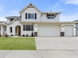 The Dream Home with 5 bedrooms in Meridian ID