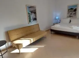 Radhima Garden Apartment with Free Parking