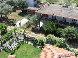 Vrea Home, hotel en Vrasná