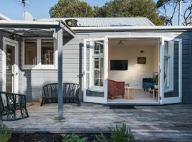 Cottage on Aotea, holiday home in Dunedin