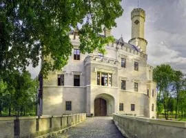 Zamek Karpniki Schloss Fischbach