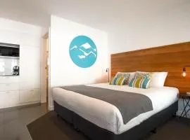 Bright Colonial Motel、ブライトのモーテル
