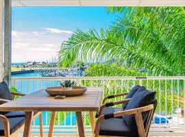 Airlie Marina Views Escape