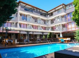 Akladi Family Hotel, hotel en Chernomorets