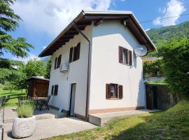 Holiday Home Belka with Terrace&BBQ, villa in Tolmin