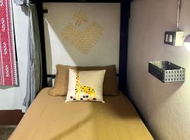 Little Hostel، فندق عائلي في بان هواياكساي