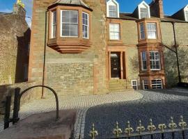 Kirkcudbright Holiday Apartments - Apartment G, hotel with parking in Kirkcudbright