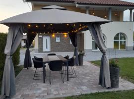 Apartma Relax, hotel v destinaci Prestranek