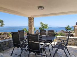 Villa La Sella - romantic house with a unique view, hotel di Cres