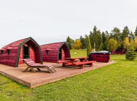 Saare Paadiküla, hotell sihtkohas Veskiküla