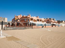 Lloyds Beach Club, romantic hotel in Torrevieja