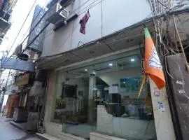 Hotel Ashirwad near New Delhi Railway Station, Paharganj