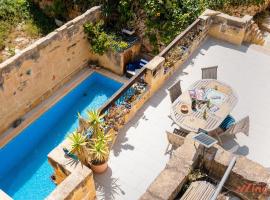 Matli Farmhouse, your stunning Gozo getaway., hotel u gradu 'Munxar'