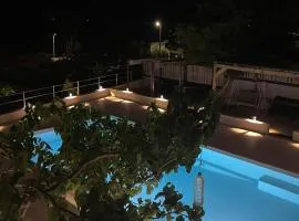 Magic View 4U Luxury Villa, Tago Vibes