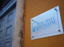 Palazzo Manzoni Apartments, hotel in Bari